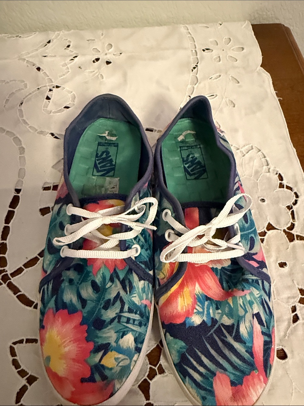 Vans Multicolor Floral Canvas Lace-Up Sneakers - Blue, Green, Pink